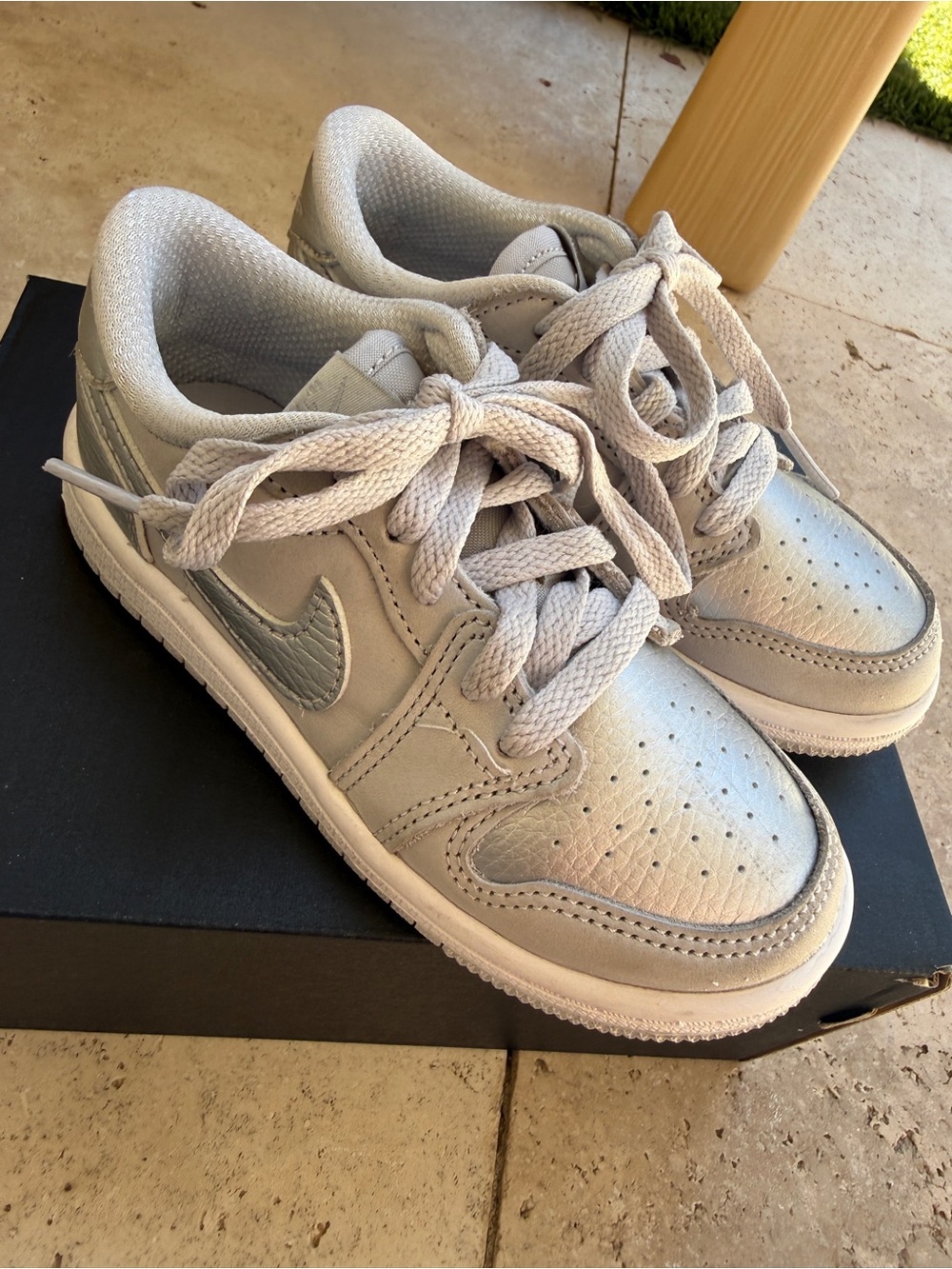 Nike Toddler Jordan Silver Low-Top Sneakers